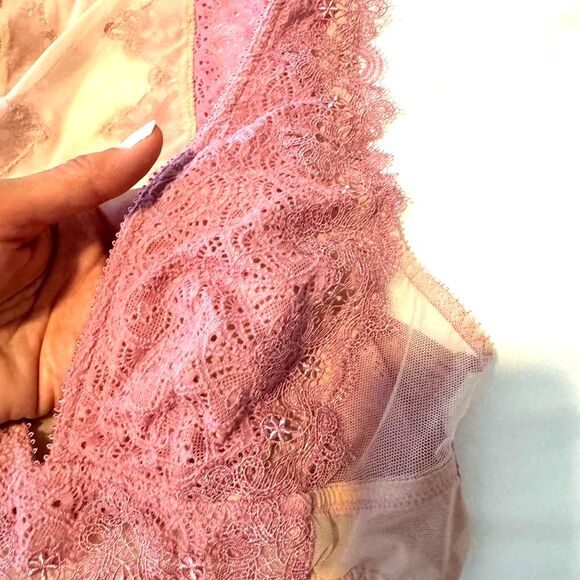 Victoria’s Secret Dream Angels Lace Bralette Pink Nude Size Small Sexy - Picture 5 of 5
